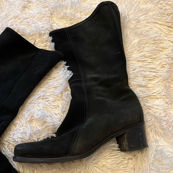 LaCanadienne Boots - Picture 2 of 6